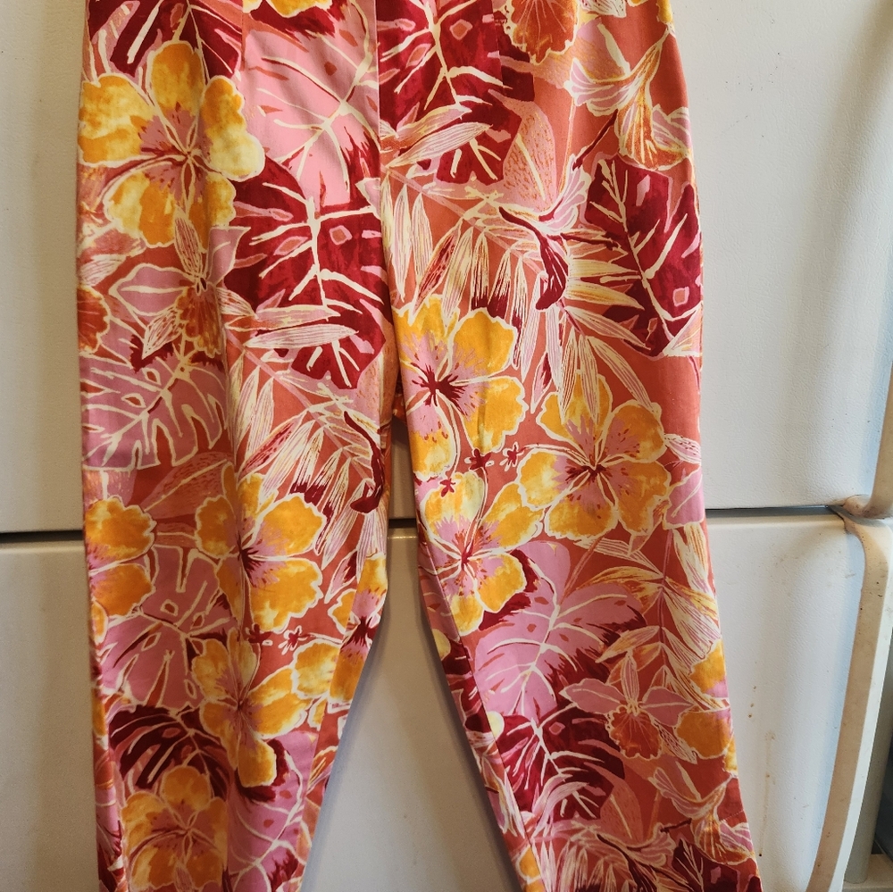 Boston Proper Pink and Yellow Floral Capris